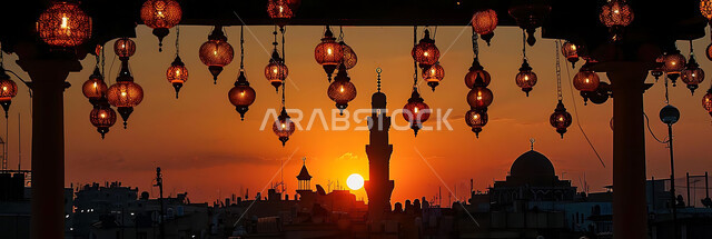تحف دينية للاحتفال بقدوم شهر الخير, صورة ظلية لمنظر غروب الشمس, زينة واكسسورات الأعياد والمناسبات الاسلامية, التصميم الهندسي التقليدي للفوانيس المعدنية المعلقة في مساجد المملكة العربية السعودية, سالويت