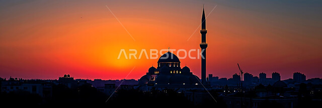 نداء المسلمين لأداء الفرائض والصلوات, العبادة والتقرب إلى الله تعالى, صورة ظلية للمساجد الاسلامية أثناء غروب الشمس, أجواء روحانية هادئة, الديكورات والتصميم الهندسي على الطراز العربي الاسلامي القديم, سالويت