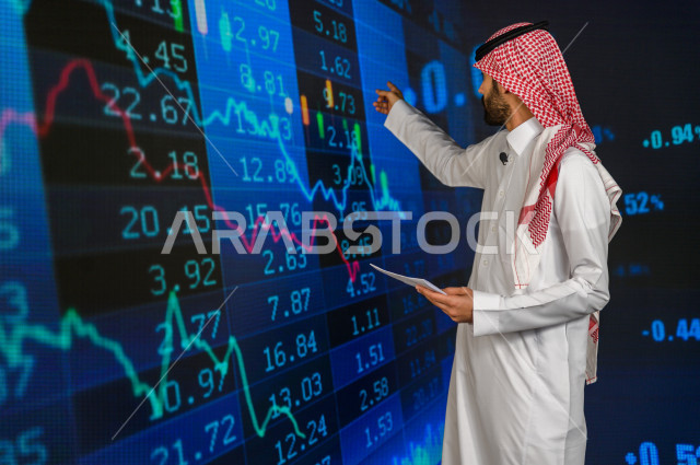 مذيع و اعلامي سعودي خليجي يمتلك المهارة بتقديم النشرات الاخبارية الاقتصادية ، استخدام تقنية الجرافيكس في تقديم الاخبار و الاحصائيات الخاصة بالاسهم و البورصة  ، أخبار عالمية اقتصادية ،نشرة الإحصاءات الاقتصادية للدول العربية ،الاخبار و الاعلام ، قراء النشرا