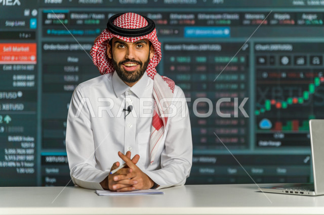 مذيع و اعلامي سعودي خليجي يمتلك المهارة بتقديم النشرات الاخبارية الاقتصادية ، استخدام تقنية الجرافيكس في تقديم الاخبار و الاحصائيات الخاصة بالاسهم و البورصة  ، أخبار عالمية اقتصادية ،نشرة الإحصاءات الاقتصادية للدول العربية ،الاخبار و الاعلام ، قراء النشرا