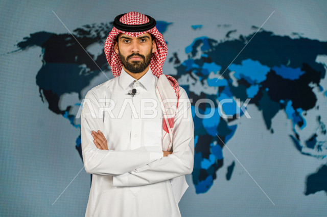 مذيع و اعلامي سعودي خليجي يمتلك المهارة بتقديم النشرات الاخبارية العالمية ، استخدام تقنية الجرافيكس في تقديم الاخبار ، أخبار عالمية عاجلة ، اخبار متنوعه ،الاخبار و الاعلام ، قراء النشرات الاخبارية 