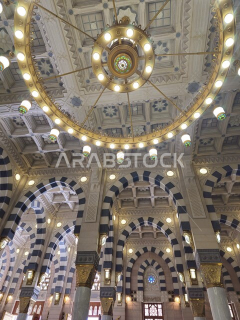  التصميم الداخلي للمسجد النبوي الشريف في المدينة المنورة بالمملكة العربية السعودية، الزخرفة الإسلامية في الحرم النبوي الشريف، العبادة والتقرب الى الله، اسلاميات وعبادة، أماكن إسلامية مقدسة