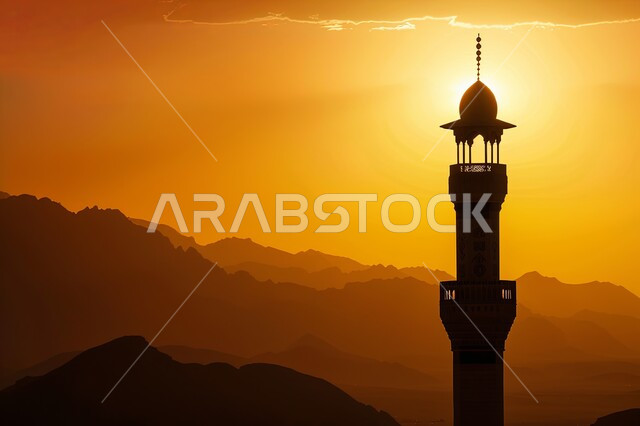 العبادة والتقرب إلى الله تعالى, نداء المسلمين لأداء الفرائض والصلوات, صورة ظلية لقبب ومآذن المساجد الاسلامية وقت غروب الشمس, الأجواء الروحانية المتميزة, الفن الهندسي المعماري على الطراز العربي الاسلامي القديم, سالويت