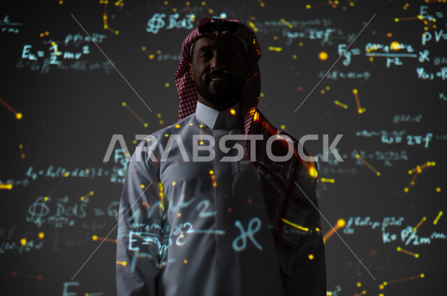 أرقام وحسابات في مادة الرياضيات، رجل عربي خليجي سعودي يرتدي الثوب التقليدي والشماغ يقف باستقامة ينظر الى الكاميرا بإيماءات الثقة بالنفس, التطور العلمي و التقني في المملكة العربية السعودية, خلفية سوداء للقوانين والمعادلات الرياضية الملونة