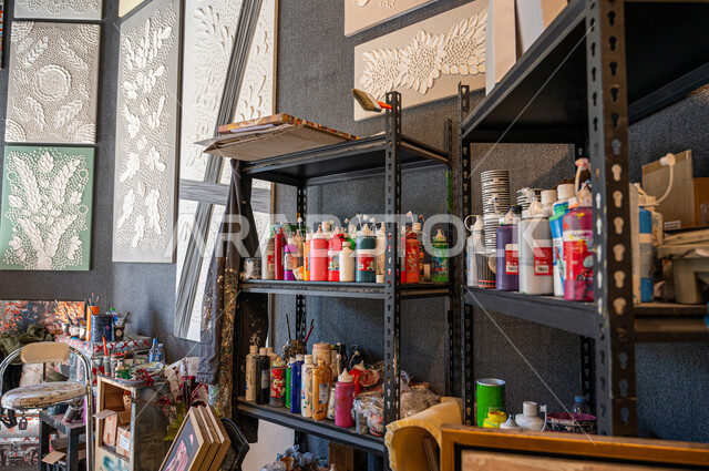 ورشة عمل فنية , رسوم جدارية معلقة ثلاثية الأبعاد , معرض الرسومات و اللوحات التشكيلية في السعودية , متحف للفنون اليدوية , الموهبة و الإبداع في الرسم