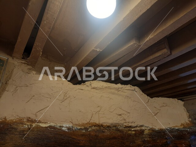 الفن الهندسي المعماي للمنشآت التراثية الشعبية المبنية على الطراز الطيني القديم, القرى الأثرية في المملكة العربية السعودية, مبنى متحف مطير العيش في قرية جرداء بن علي في محافظة الحجرة في منطقة الباحة, أماكن ومعالم سياحية تاريخية مشهورة