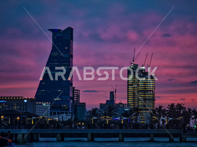 الفن الهندسي المعماري للابراج وناطحات السحاب المطلة على الواجهة البحرية، شاطيء البحر الأحمر في مدينة جدة بالمملكة العربية السعودية، أماكن سياحية ترفيهية