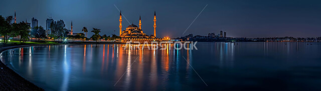 العبادة والتقرب إلى الله تعالى، تصاميم توضيحية ثلاثية الابعاد للمآذن والقبب المزخرفه للمساجد الإسلامية، الديكورات والتصاميم الهندسية المميزة في رمضان المبارك، زينة الاعياد والمناسبات الدينية