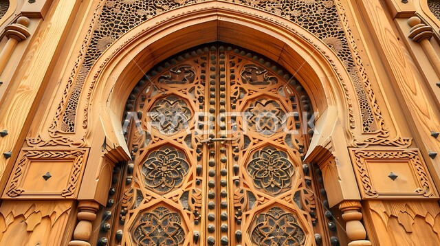  الفنون الهندسية المعمارية والتصاميم الاسلامية للأبواب القديمة في المملكة العربية السعودية, الابواب المصنوعة على الطراز الخشبي القديم, باب خشبي منحوت بالنقوش والزخارف التراثية العربية