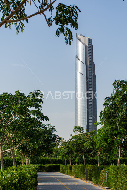 الفن الهندسي المعماري المميز في تصميم ناطحات السحاب في مدينة دبي, برج دي ون الشامخ بالإمارات العربية المتحدة، أبراج وفنادق وشقق سكنية فاخرة