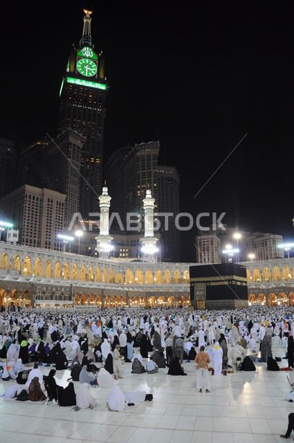 Building the Royal Mecca Clock Tower in the Grand Mosque in Mecca in the Kingdom of Saudi Arabia, urban engineering art for luxury hotels overlooking the Holy Mosque of Mecca, towers and skyscrapers, sacred Islamic religious landmarks.