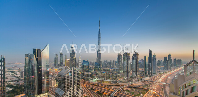 المنافسة في التصميمات الهندسية المتمزة للمباني في وضح النهار, الفن الهندسي للمنشآت والمباني, أماكن ومعالم ترفيهية سياحية, التصاميم الهندسية المعمارية على الطراز الحديث والمتطور, التطور والتقدم العمراني للمنشآت على كورنيش الدوحة  