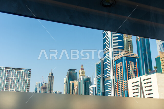 الفن الهندسي المعماري للمباني والمنشآت السكنية والتجارية، التقدم والتوسع العمراني في دولة الإمارات العربية المتحدة، الأبراج وناطحات السحاب في مدينة دبي