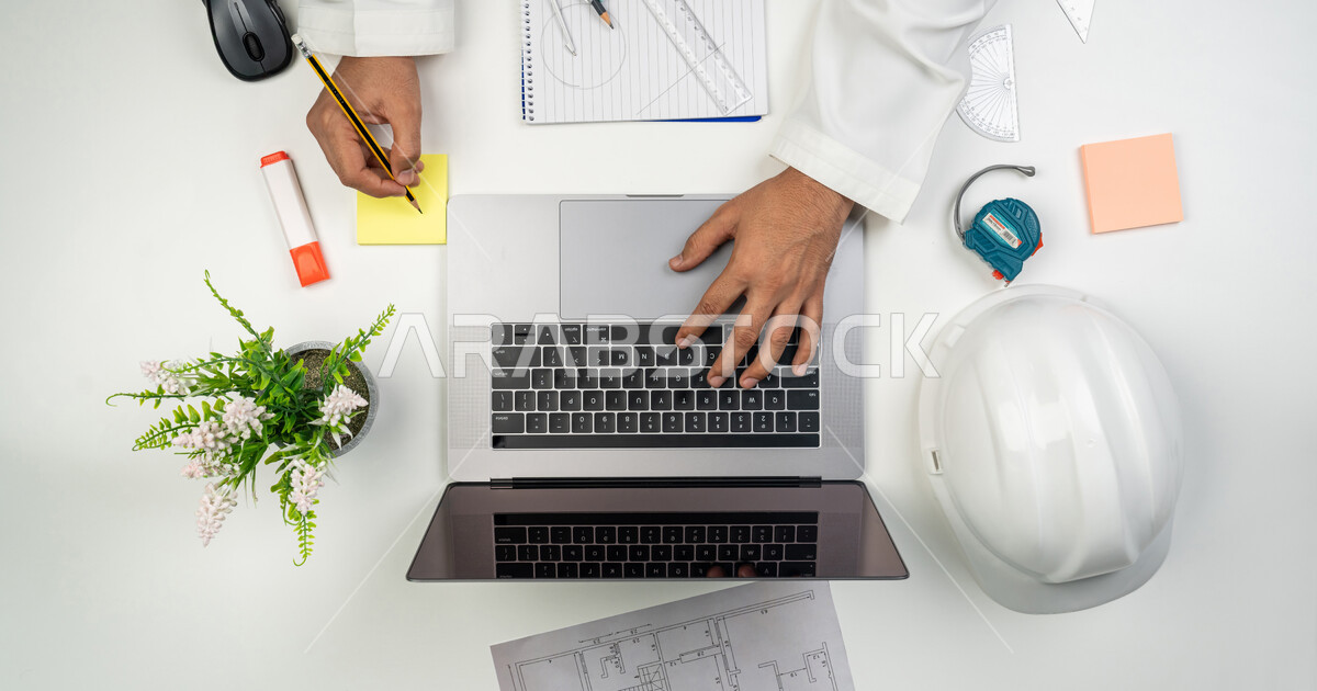 Taking important notes, integrating modern technologies into ...