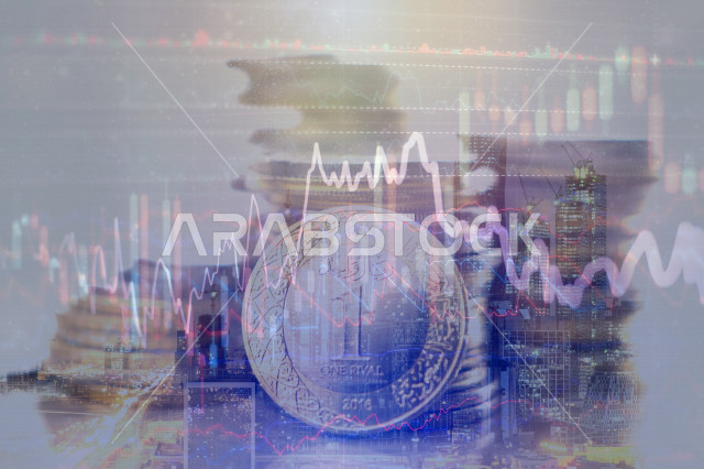 صورة مقربة بتقنية الهولوجرام ثلاثية الابعاد لعملة  نقدية معدنية للريال السعودي ، ارتفاع و انخفاض البورصة المالية ، أبراج وناطحات سحاب ، التطور العمراني والاقتصادي والمالي السعودي . 