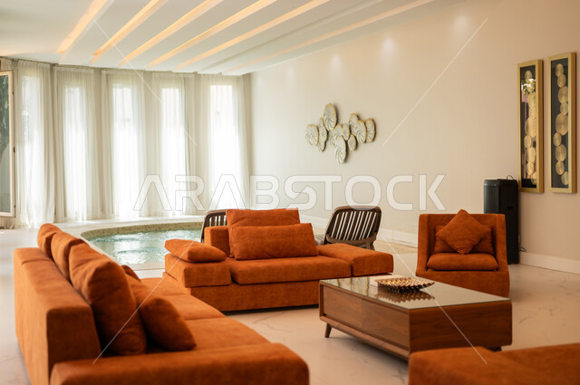 غرفة معيشة بتصاميم عصرية حديثه، ديكورات داخليه، غرفة جلوس, أثاث منزلي راقي، تصاميم عصرية فاخرة، شقق وفلل سكنية, فنادق ومنتجعات فاخره ، ديكور داخلي