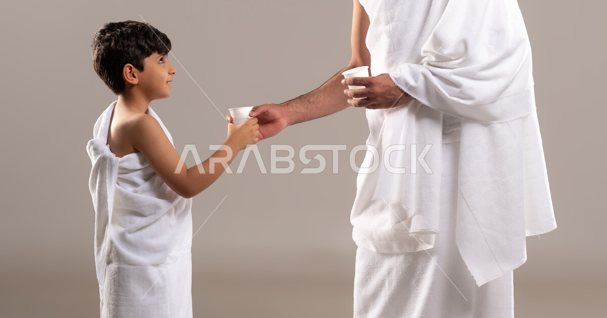 Preparing To Perform The Rituals Of Hajj And Umrah And Getting Closer 