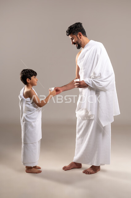 Preparing To Perform The Rituals Of Hajj And Umrah And Getting Closer 