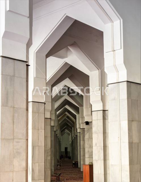 معلم شهير لمسجد عبدالله ابن عباس في الطائف بالمملكة العربية السعودية ، معلم تاريخي ، اماكان سياحية ، اسلاميات و عبادة