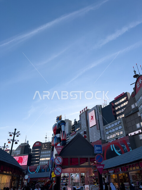 الفن الهندسي المعماري على الطراز الحديث للمباني في القسم الصيني في البوليفارد ورلد في مدينة الرياض، أبرز المناطق الترفيهية في المملكة العربية السعودية, اكتشاف الحضارات والثقافات حول العالم، معالم جذب واستقطاب السائحين