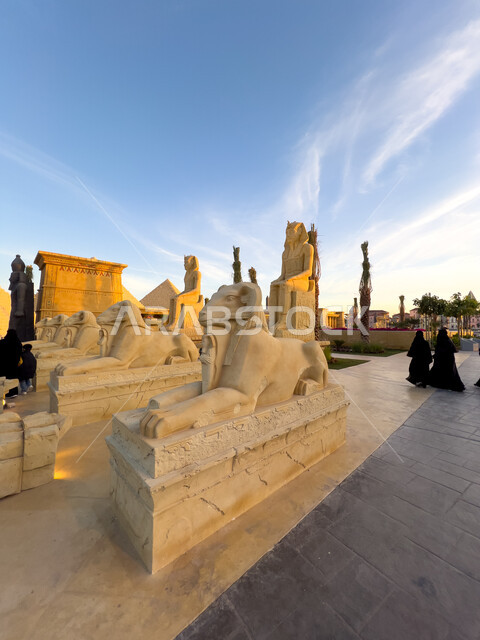 المعالم والآثار التاريخية في القسم المصري في البوليفارد وورلد في مدينة الرياض، التماثيل والمنحوتات الحجرية، اكتشاف الحضارات والثقافات حول العالم, مناطق جذب واستقطاب السائحين في المملكة العربية السعودية