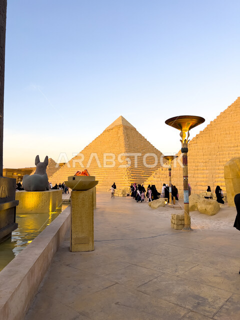 اكتشاف الحضارات والثقافات حول العالم, الأهرامات والمنحوتات الحجرية، الآثار والمعالم التاريخية في القسم المصري في البوليفارد وورلد في مدينة الرياض، مناطق جذب واستقطاب السائحين في المملكة العربية السعودية
