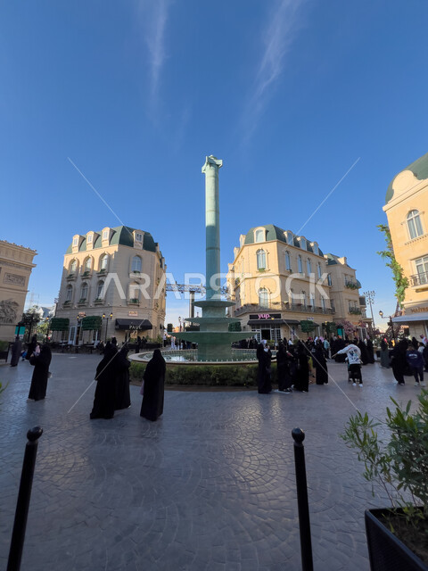 النمو والتقدم العمراني على الطراز الحديث للمباني في البوليفارد وورلد في مدينة الرياض, فعاليات ترفيهية في المملكة العربية السعودية, مناطق جذب واستقطاب السائحين