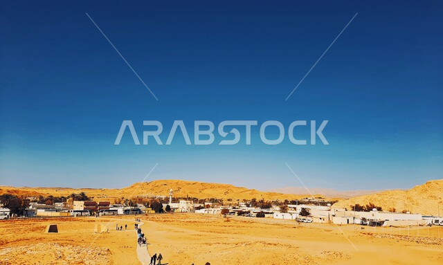 الأماكن والمعالم الأثرية التاريخية في المملكة العربية السعودية، صورة من الخارج لبئر السعيداني في محافظة البدع في منطقة تبوك في وقت النهار، مناطق سياحية مشهورة