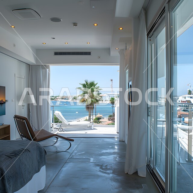 فنادق ومنتجعات حديثة للاسترخاء والهدوء والابتعاد عن ضغط العمل، نوافذ زجاجية كبيرة بإطلالة على البحر، تصميم داخلى لغرفة نوم بأسلوب حديث، شقق وفلل سكنية بديكورات متطورة