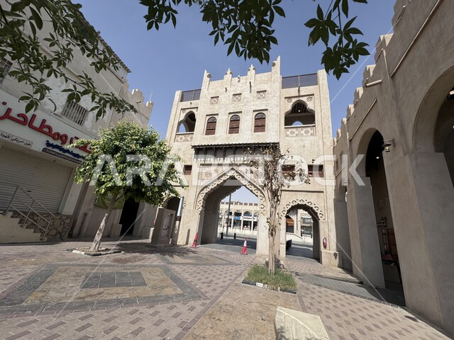 التصاميم الهندسية المعمارية المزخرفة القديمة، معالم تاريخية اثرية سياحية في السعودية، أماكن جذب واستقطاب السياح،  سوق القيصرية التراثي في محافظة الاحساء في المملكة العربية السعودية، أسواق شعبية تقليدية