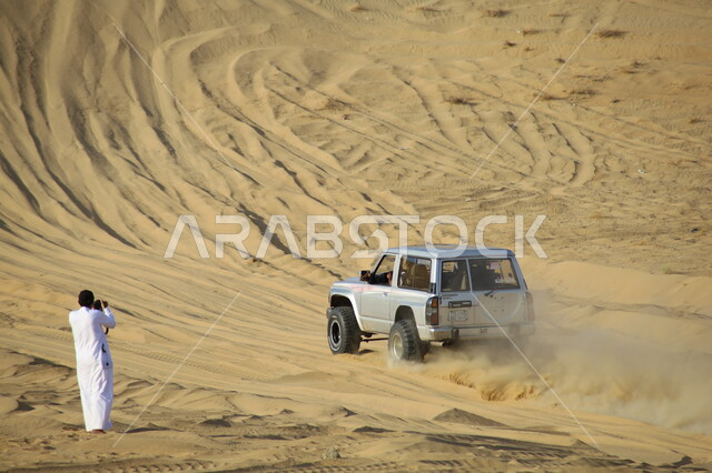 هواية التطعيس بالسيارات, قيادة المركبات في صحراء ناوان بمنطقة الباحة, القيام بمغامرات بواسطة مركبة الدفع الرباعي في صحاري المملكة, المشاركة في السباقات السعودية, ركوب السيارة على الكثبان والتلال الرملية, فعاليات ترفيهية تجذب السياح