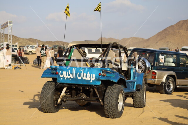 ركوب السيارة على الكثبان والتلال الرملية, القيام بمغامرات بواسطة مركبة الدفع الرباعي في صحاري المملكة, هواية التطعيس بالسيارات, قيادة المركبات في صحراء ناوان بمنطقة الباحة, المشاركة في السباقات السعودية, فعاليات ترفيهية تجذب السياح