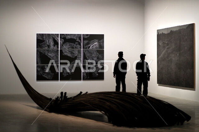 Exhibition at Night at the Museum of Contemporary Art in Diriyah, Riyadh, displaying various types of sculptures, drawings and paintings that explain the mystery of the night, participation of many Saudi Gulf Arab artists in cultural and artistic events and exhibitions, visiting museums and places of intellectual enrichment
