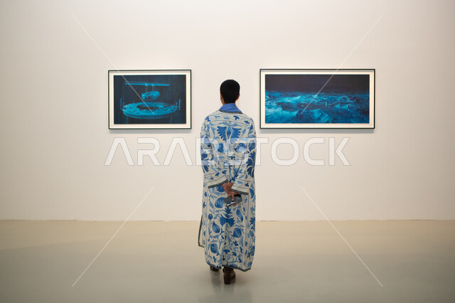 Exhibition at Night at the Museum of Contemporary Art in Diriyah, Riyadh, displaying various types of sculptures, drawings and paintings that explain the mystery of the night, participation of many Saudi Gulf Arab artists in cultural and artistic events and exhibitions, visiting museums and places of intellectual enrichment