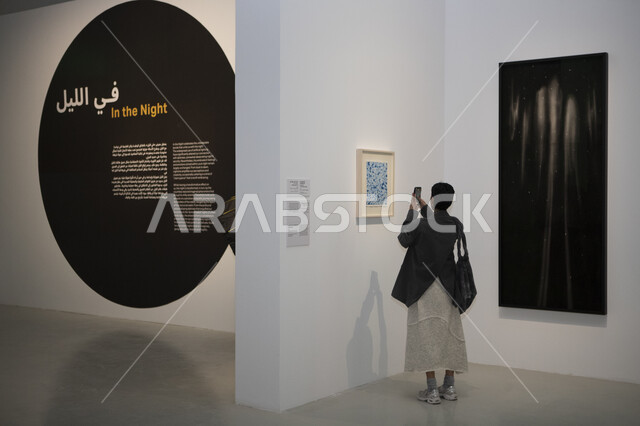 Visiting museums and intellectual enrichment places, a night exhibition at the Museum of Contemporary Art in Diriyah in Riyadh, displaying various types of sculptures, drawings and paintings that explain the mystery of the night, participation of many Saudi Gulf Arab artists in cultural and artistic events and exhibitions