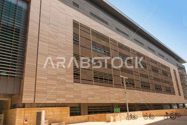 مباني العلوم في حرم جامعة الملك عبدالله للعلوم والتقنية في ثول في جدة، الفن الهندسي المعماري على الطراز الحديث، المعالم المشهورة في المملكة العربية السعودية