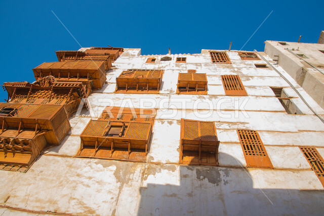 التصميم المعماري المبني على الطراز الاسلامي التراثي، المعالم والأماكن السياحية المشهورة، الأحياء والبيوت الشعبية في مدينة جدة بالمملكة العربية السعودية، البلد التاريخي الأثري القديم