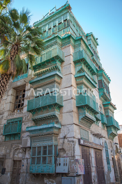 المعالم التاريخية في حي البلد، أماكن سياحية تراثية شعبية في المملكة العربية السعودية، المنازل الأثرية في البلد التاريخي في جدة، التصميم المعماري العربي الإسلامي القديم، الرواشين الخشبية القديمه في المدينة التاريخية في جدة