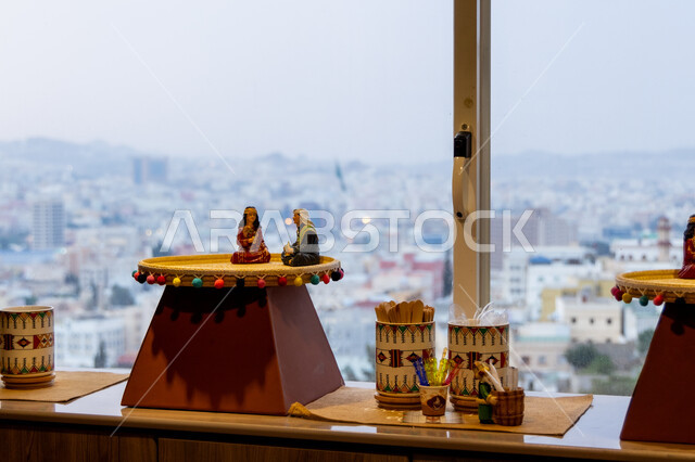 منتجات وقطع أثرية في المتحف التراثي في منطقة عسير, أماكن جذب واستقطاب الزوار من شتى أنحاء العالم, التمسك بالتراث الخليجي القديم, مناطق ومعالم تاريخية في المملكة العربية السعودية