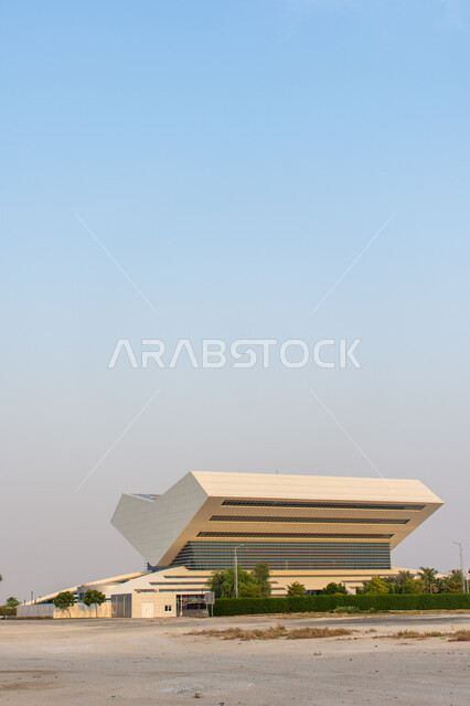 مكتبات إماراتية مشهورة في الخليج العربي, المنارات الثقافية الفكرية, مكتبة محمد بن راشد بمدينة دبي بالإمارات العربية المتحدة، عالم النشر  والكتب،الفن الهندسي المعماري الحديث في التصميم