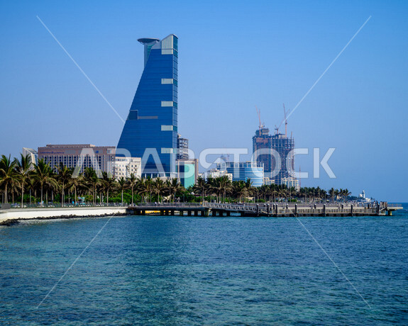 مقر مجمع الأعمال بكورنيش جدة في المملكة العربية السعودية ، كورنيش جدة السياحي نهاراً ، أماكن طبيعية سياحية خلابة في السعودية