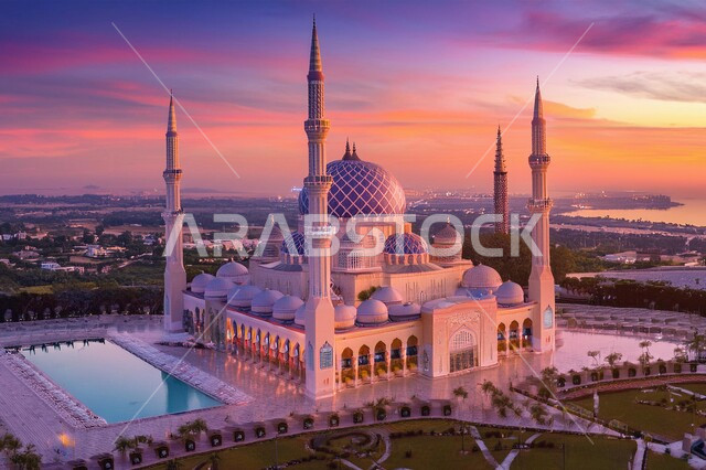 المآذن والقبب المزخرفة، ديكورات وتصاميم اسلامية ثري دي، رسم توضيحي للمسجد الكبير المهيب، الفن الهندسي المعماري، تصميم لجامع إسلامي على الطراز العريق، منظر السماء المليئة بالغيوم