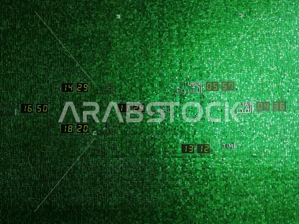 صورة مقربة لساعة توضح أوقات الصلاة على حائط باللون الأخضر، تحديد أوقات الصلاة ، ساعة رقمية ، ساعة موضحة أوقات الصلاة داخل أحدى المساجد في المملكة العربية السعودية