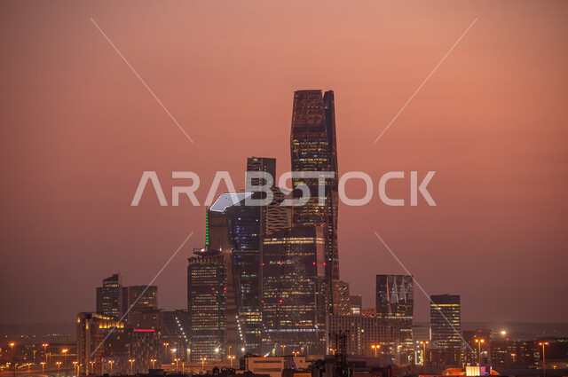 مركز الملك عبدالله المالي (كافد)، المنشآت والأبراج المالية في مدينة الرياض، الفن الهندسي المعماري للمباني وناطحات السحاب المشهورة في المملكة، تحقيق النهضة الاقتصادية والتجارية، النمو والتطور العمراني في السعودية