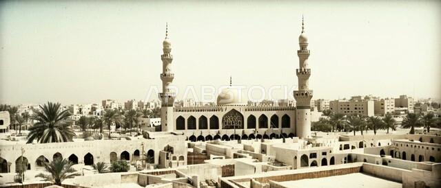 مفهوم العبادة والتقرب الى الله ,صورة بانورامية لأحد المساجد في المملكة العربية السعودية ,أداء الفرائض والصلوات ,أماكن دينية مقدسة ،مدينة عربية إسلامية قديمة ،المآذن والقبب على الطراز العصري