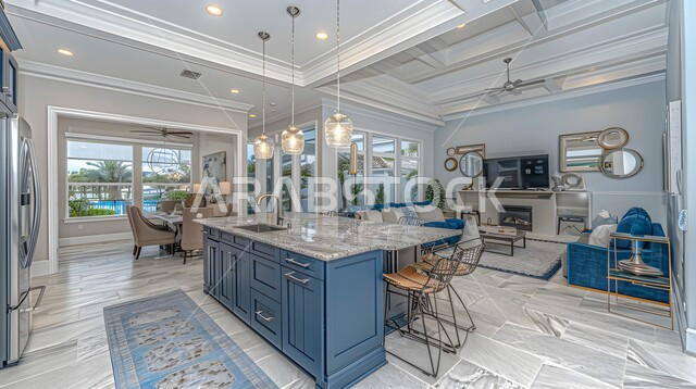  أدوات منزلية حديثة ومتطورة، تصاميم وديكورات داخلية للمطابخ العربية الفاخرة في المملكة العربية السعودية, مطبخ راقي بألوان راقية, الفن الهندسي المعماري على الطراز الحديث