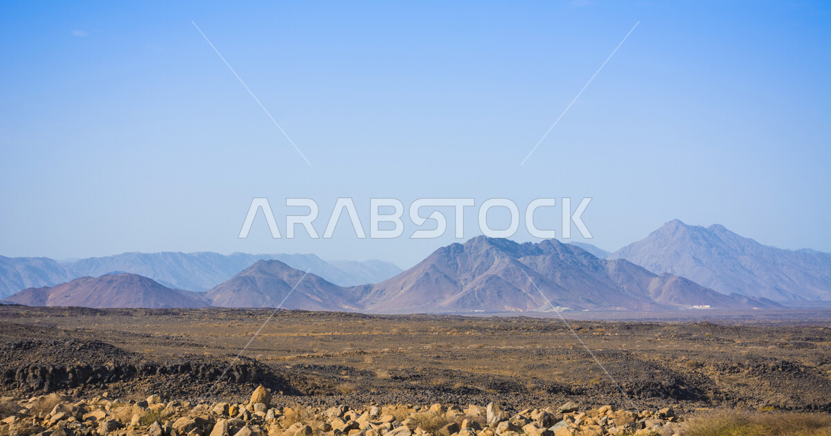 Mountain peaks and heights in Saudi Arabia, dangerous terrain, slopes ...