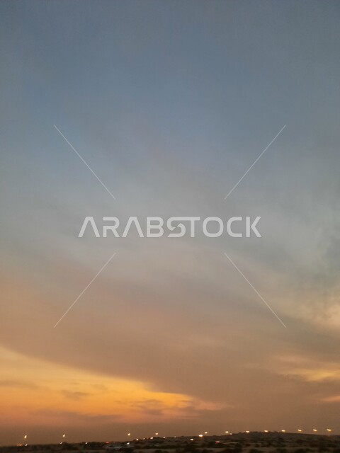 منظر السماء المليئة بالغيوم و السحب، المناظر الطبيعية في المملكة العربية السعودية، أماكن للاستجمام وقضاء وقت ممتع, مناطق الرحلات والمغامرات السياحية