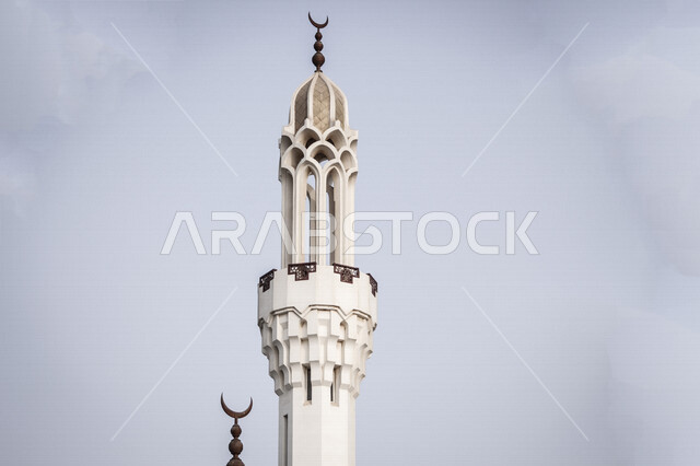 Hassan Anani Mosque is one of the great mosques in Jeddah, located on the Jeddah Corniche, tourist attractions, landscapes, beauty of Saudi Arabia