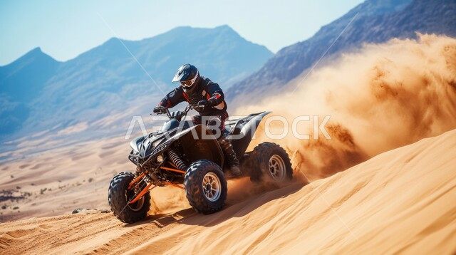 الأنشطة الترفيهية والتحديات الحماسية، ممارسة رياضة التطعيس في صحراء المملكة العربية السعودية، دمج الفعاليات الرياضية بالثقافة السياحية، رجل عربي خليجي سعودي يقوم بقيادة دراجة نارية سريعة في المناطق الصحراوية، بطولة العالم للراليات